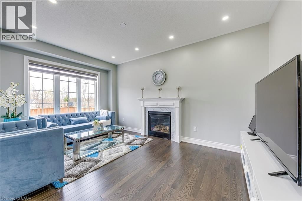 99 MCKNIGHT AVENUE Image 7