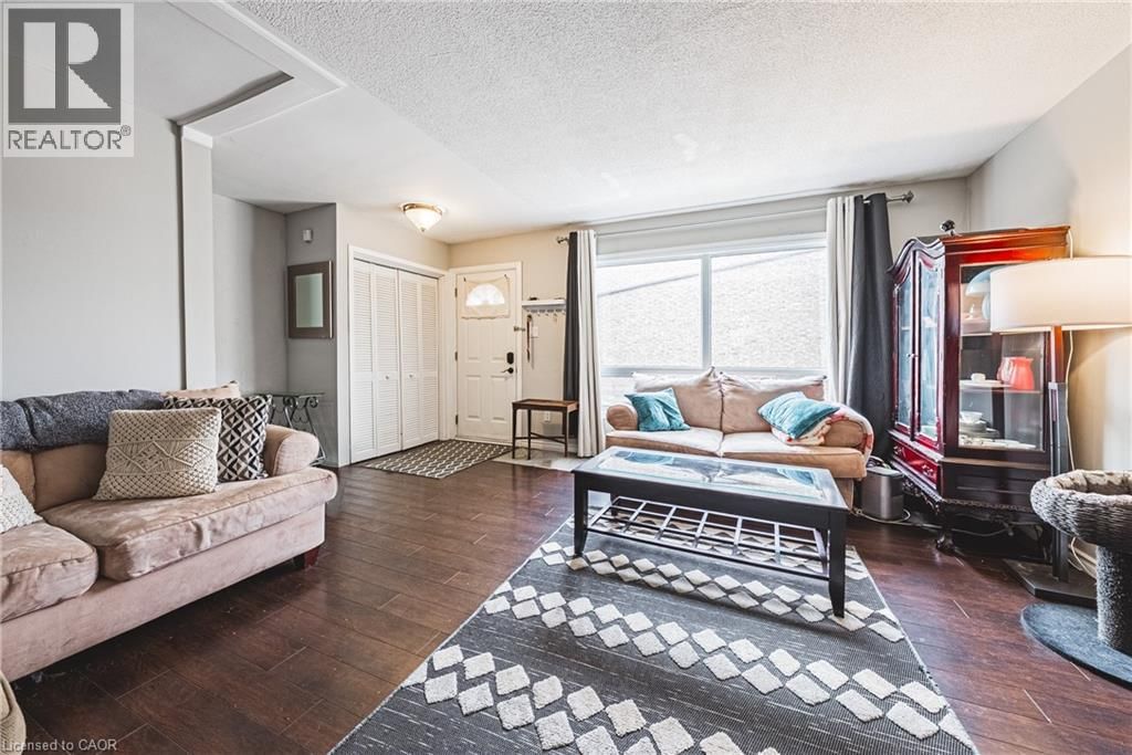 38 GLENBURN COURT Image 4