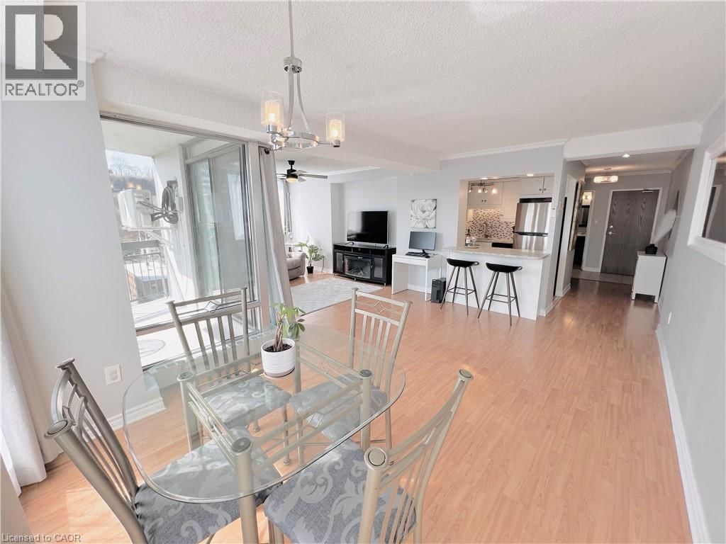 2206 - 150 CHARLTON AVENUE EAST Image 8