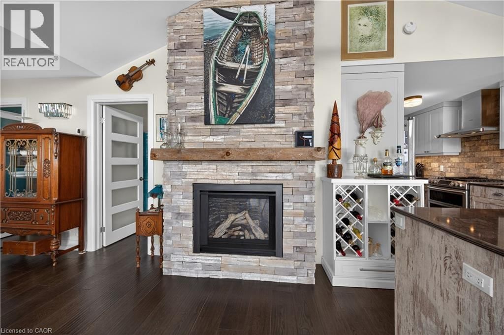 2023 MAPLE BOULEVARD Image 10