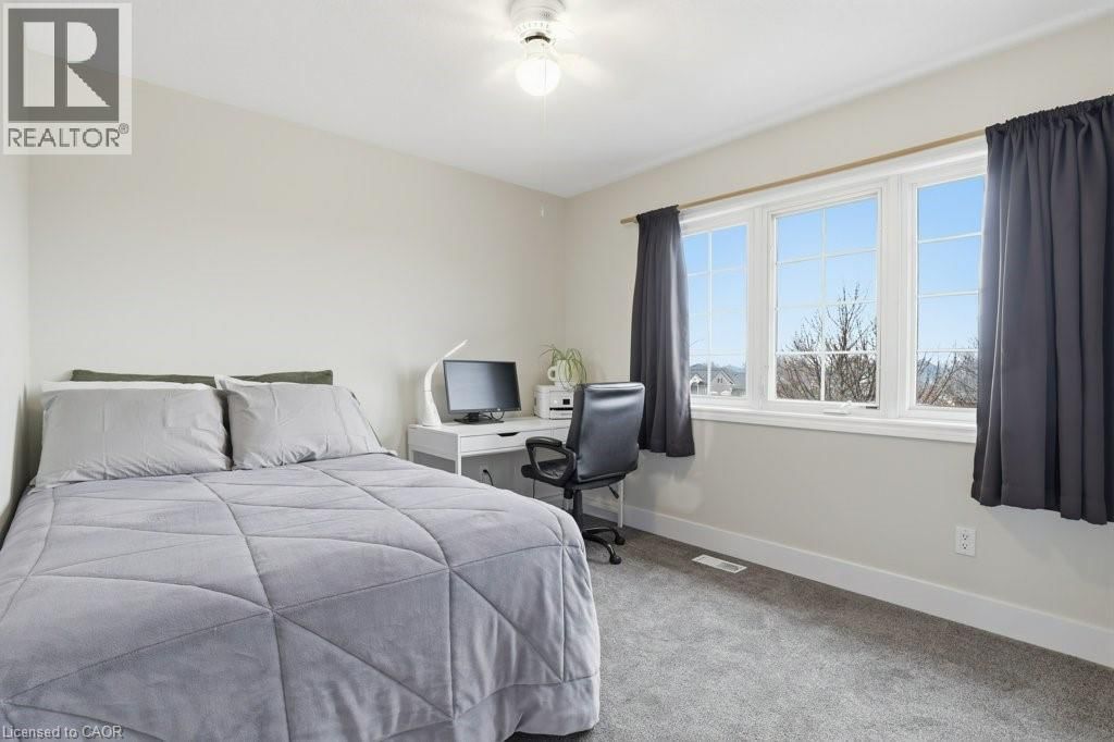 152 LASCHINGER BOULEVARD Image 17