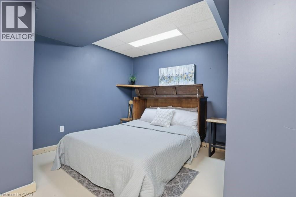 152 LASCHINGER BOULEVARD Image 21