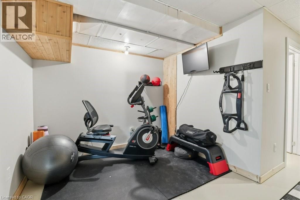 152 LASCHINGER BOULEVARD Image 23