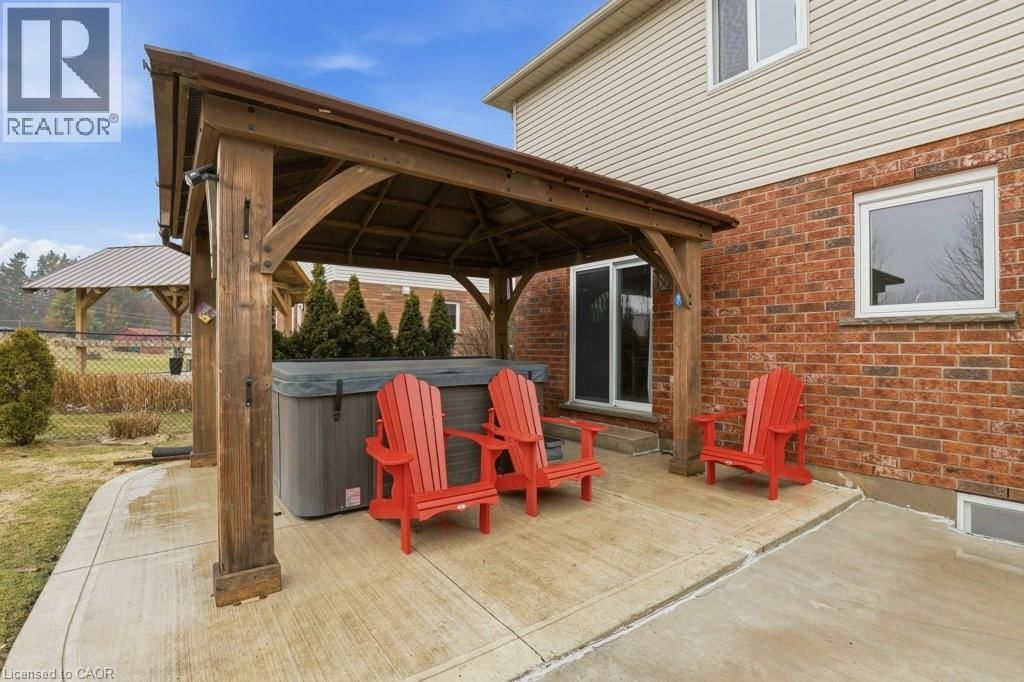 152 LASCHINGER BOULEVARD Image 25