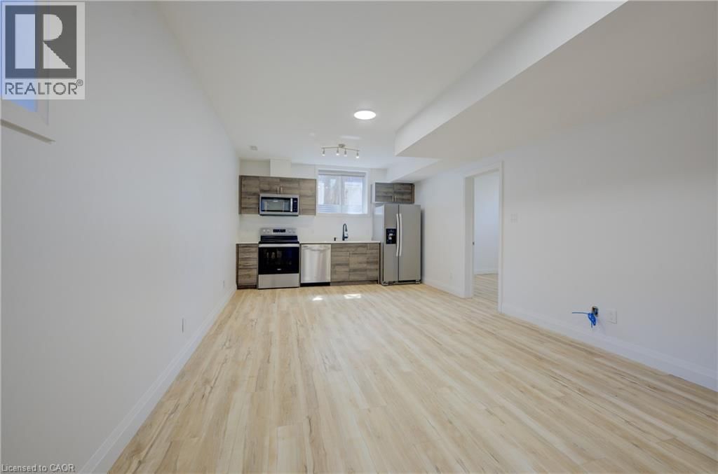 266 BRIDGE STREET Image 37