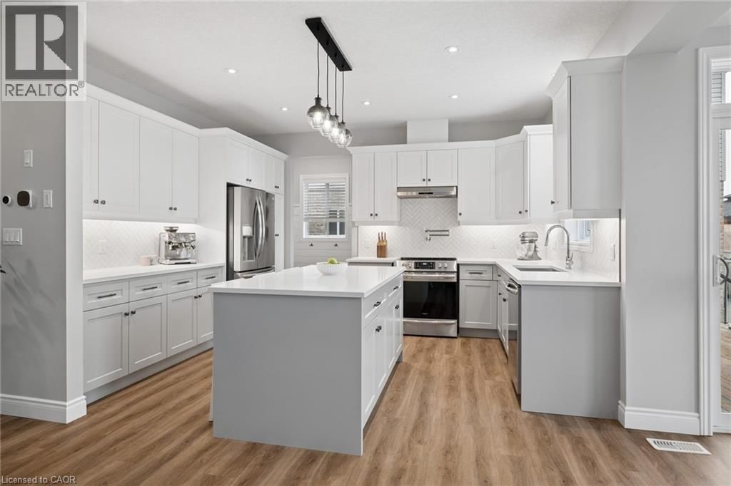 136 CINNAMON FERN STREET Image 10