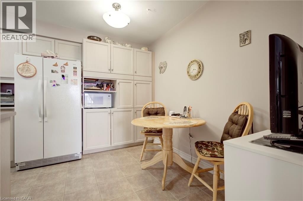 705 - 50 OLD MILL ROAD Image 24