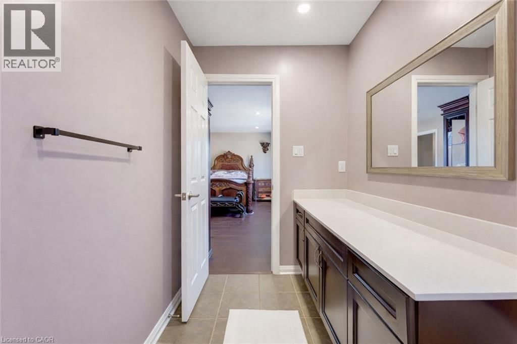 334 APPLE HILL CRESCENT Image 24