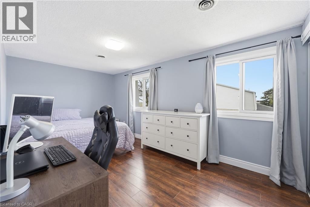 29 - 262 KENORA AVENUE Image 19