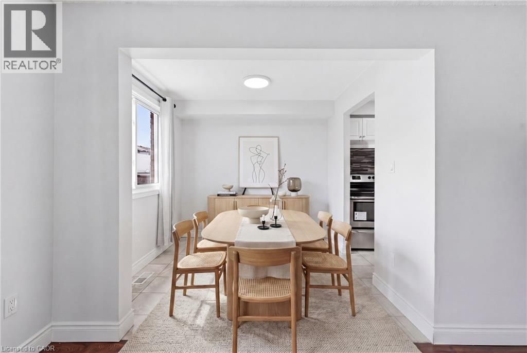 29 - 262 KENORA AVENUE Image 2