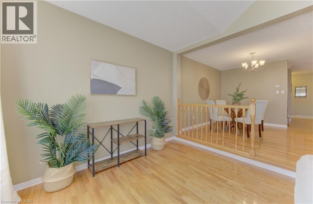 10 - 20 FORREST AVENUE WEST Image 16