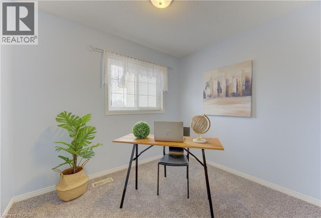 10 - 20 FORREST AVENUE WEST Image 21