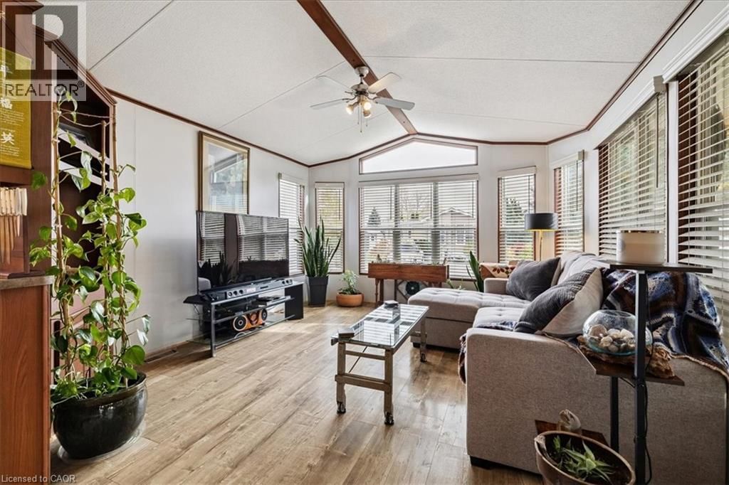 13 Spruce - 4449 MILBUROUGH LINE Image 12