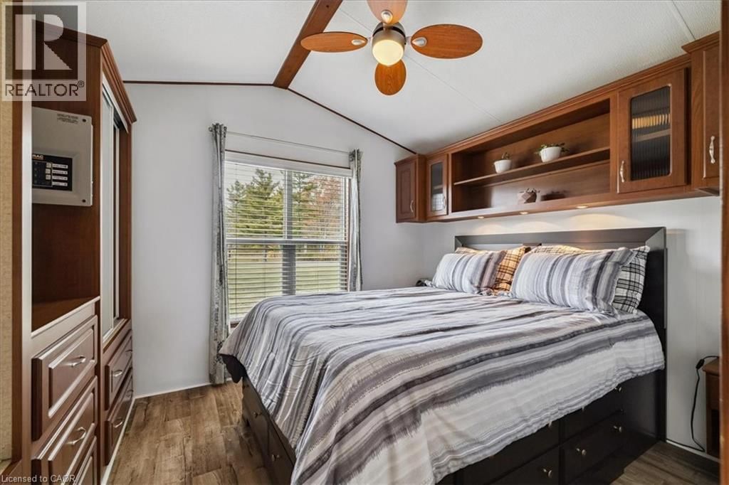 13 Spruce - 4449 MILBUROUGH LINE Image 16