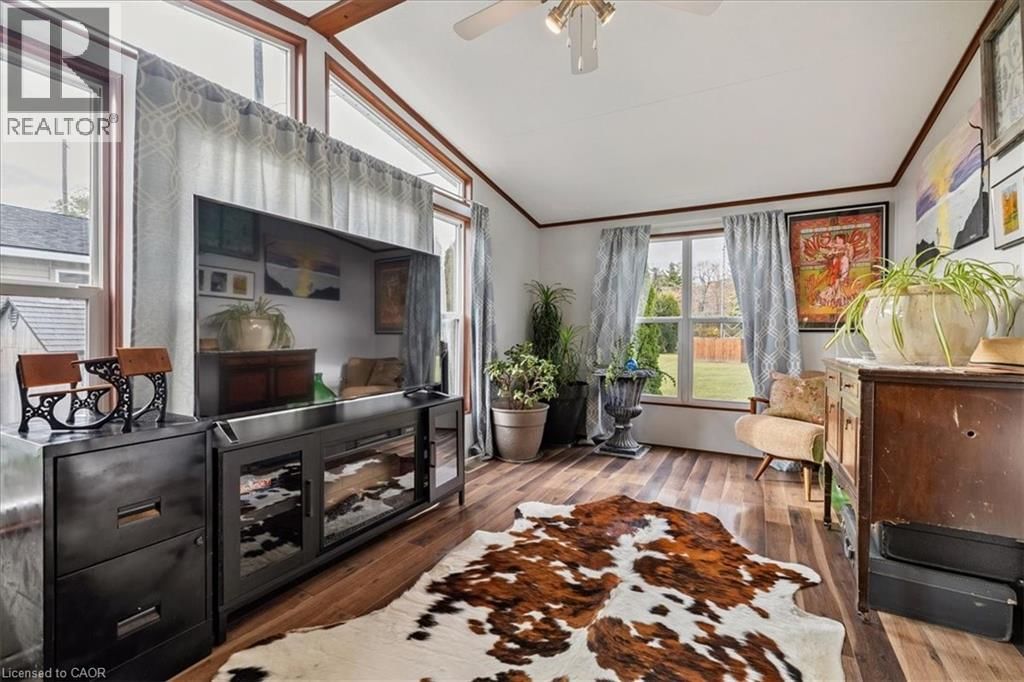 13 Spruce - 4449 MILBUROUGH LINE Image 19