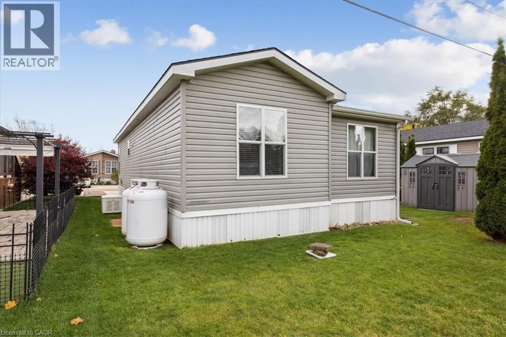 13 Spruce - 4449 MILBUROUGH LINE Image 21