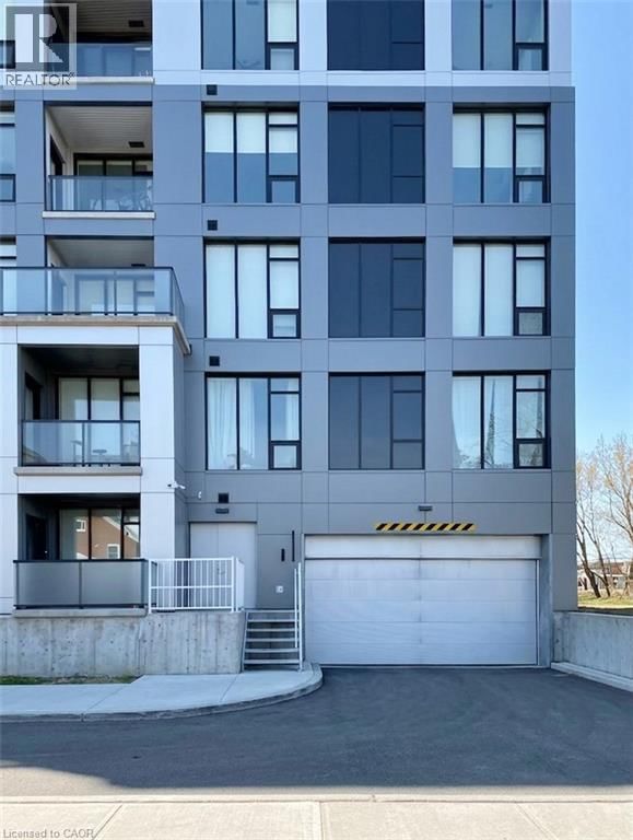 101 - 690 KING STREET WEST Image 5