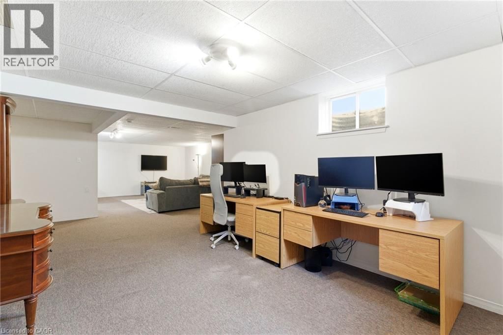 72 WADE ROAD Image 32