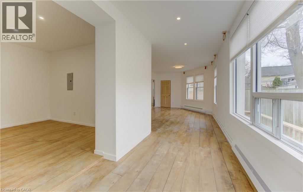 67 LOUISA STREET Image 13