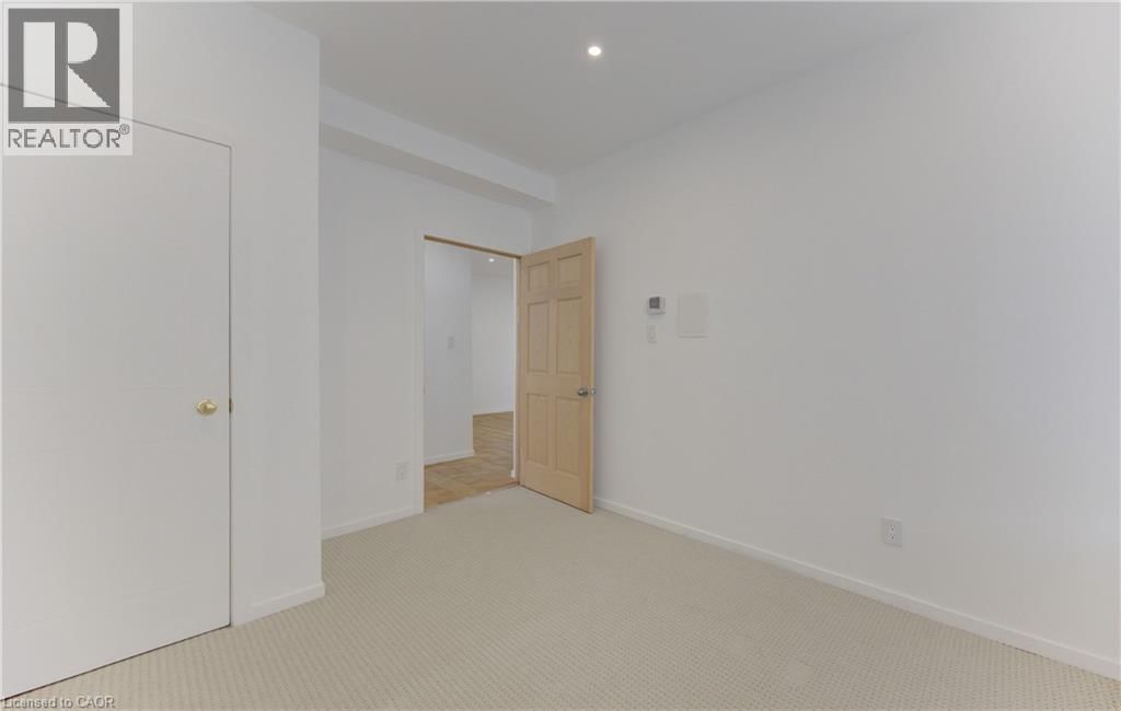 67 LOUISA STREET Image 25