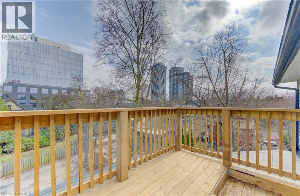 67 LOUISA STREET Image 39