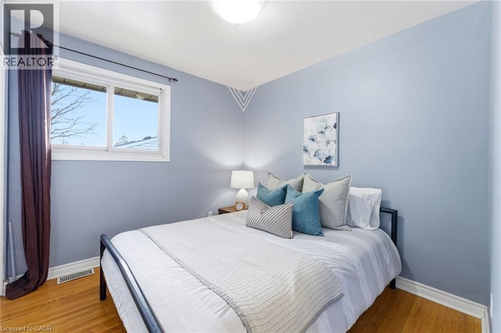 13 GREENWOOD DRIVE Image 16