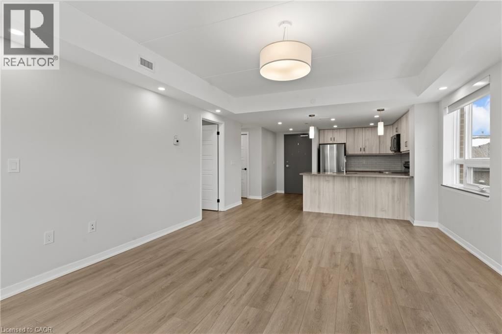 211 - 3998 VICTORIA AVENUE Image 17