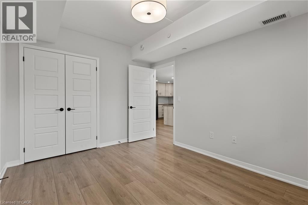 211 - 3998 VICTORIA AVENUE Image 21