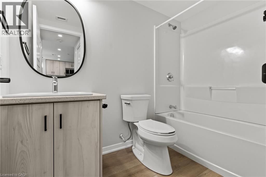 211 - 3998 VICTORIA AVENUE Image 22