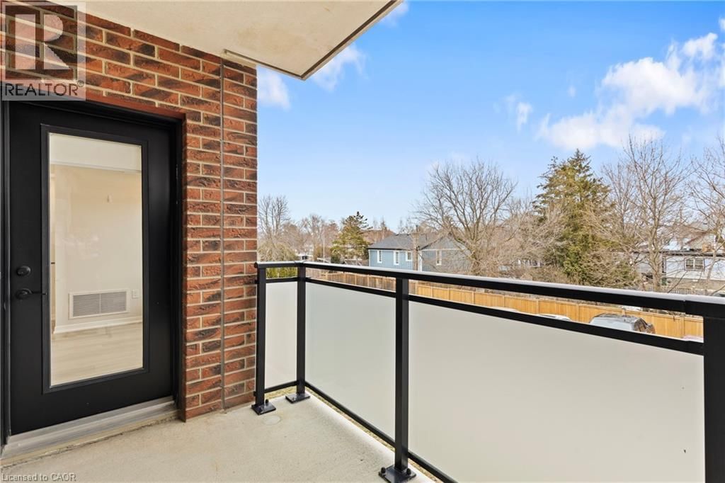 211 - 3998 VICTORIA AVENUE Image 26