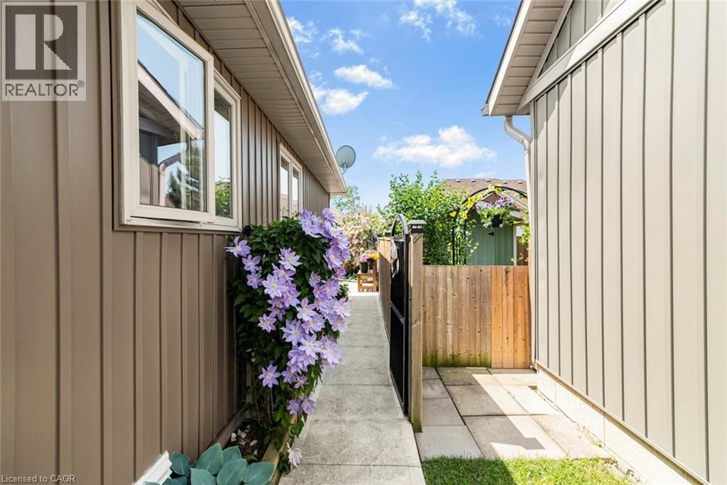 70 POSTMA DRIVE Image 31