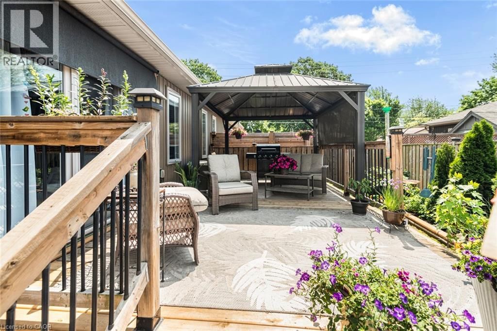 70 POSTMA DRIVE Image 37