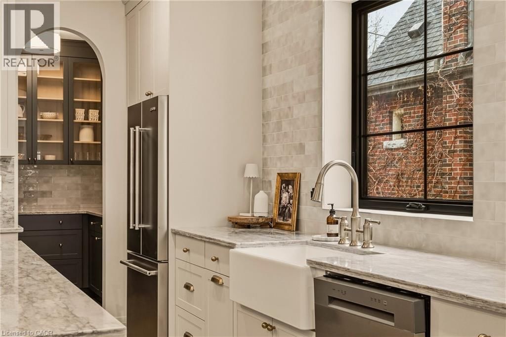 30 MATILDA STREET NORTH Image 13