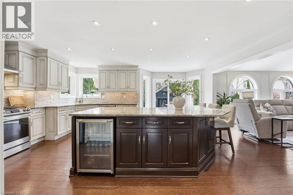 28 DEERVIEW AVENUE Image 13