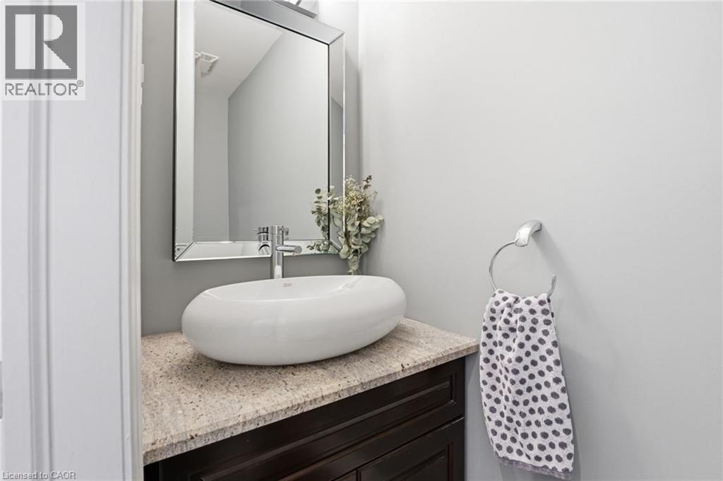 28 DEERVIEW AVENUE Image 25