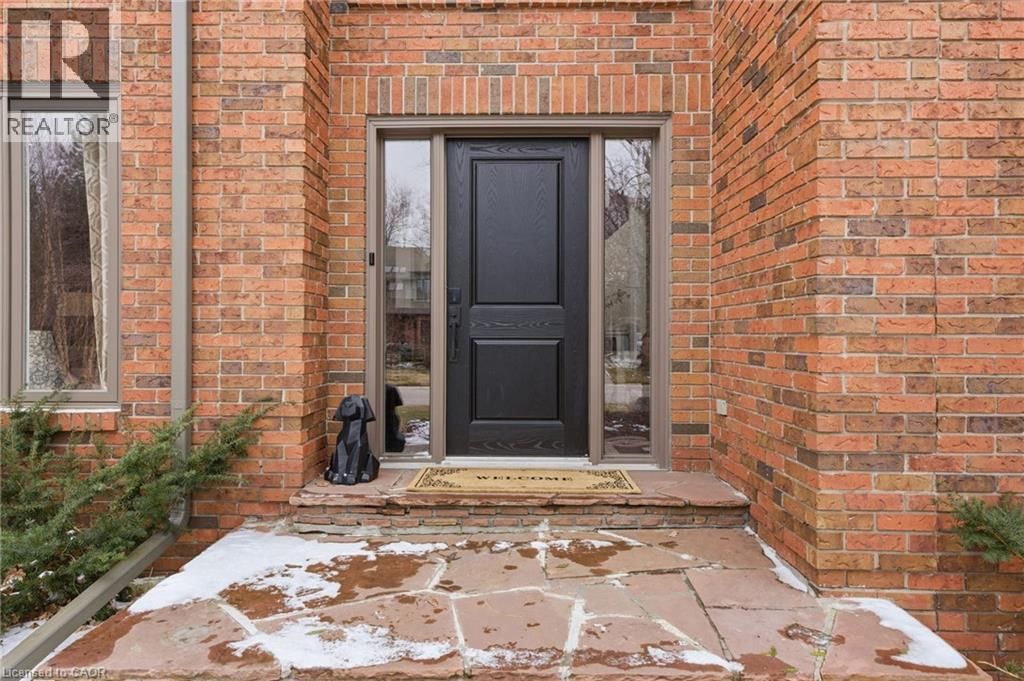 28 DEERVIEW AVENUE Image 4