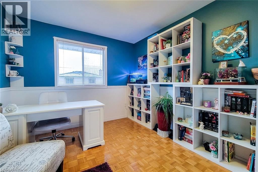 146 LOCHEED DRIVE Image 36