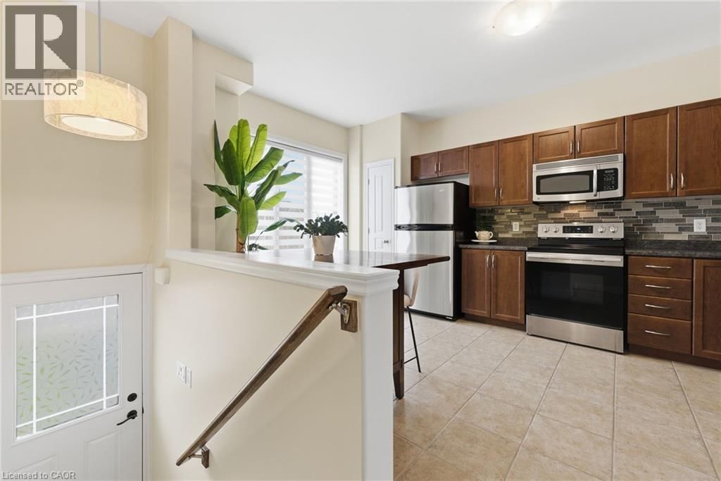 17 HEMLOCK WAY Image 23