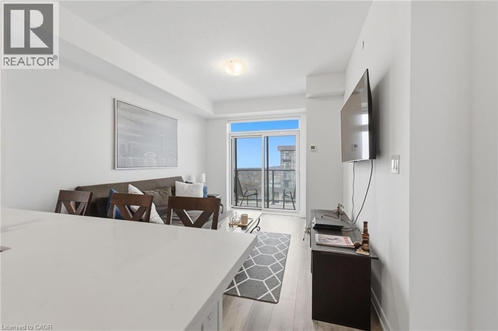 1112 - 460 DUNDAS STREET EAST Image 11