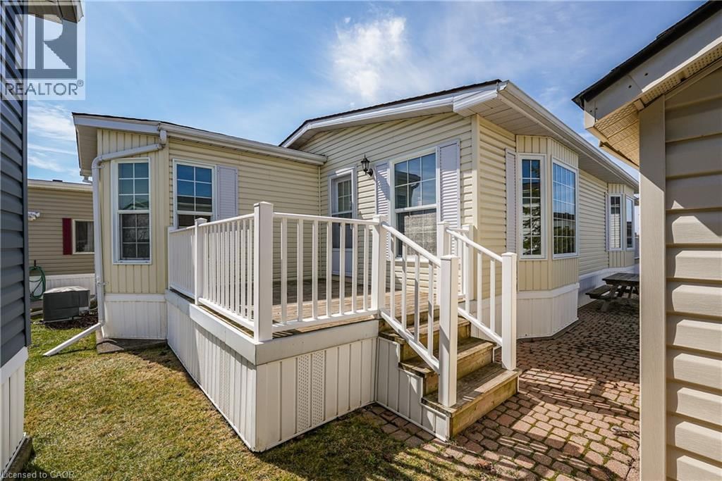 11 - 3033 TOWNLINE ROAD Image 19