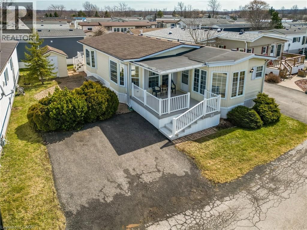 11 - 3033 TOWNLINE ROAD Image 2