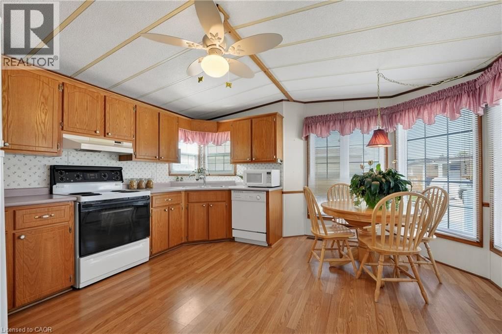 11 - 3033 TOWNLINE ROAD Image 6