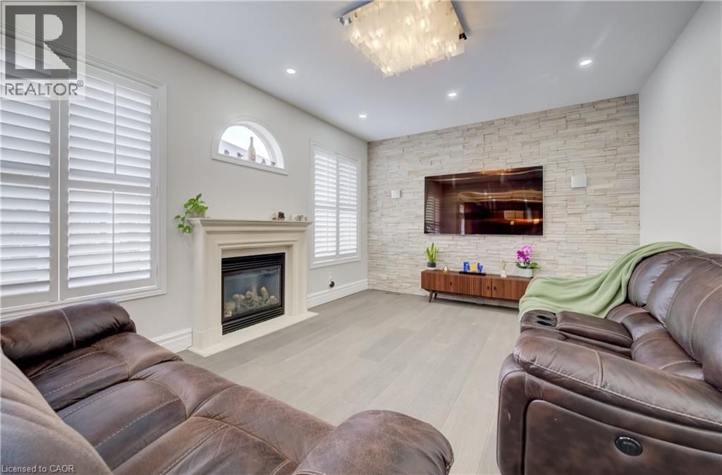 4612 DOUG WRIGHT DRIVE Image 8