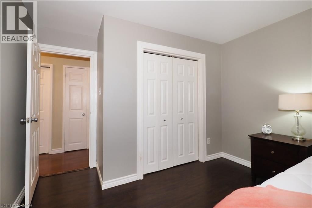 105 - 24 MIDLAND DRIVE Image 21