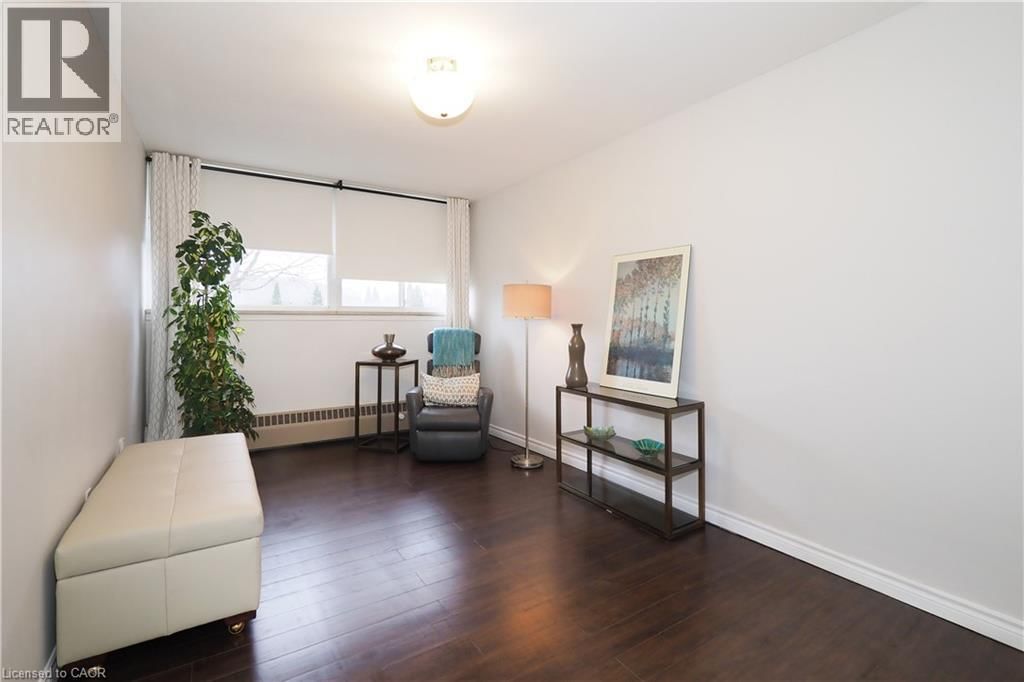 105 - 24 MIDLAND DRIVE Image 23