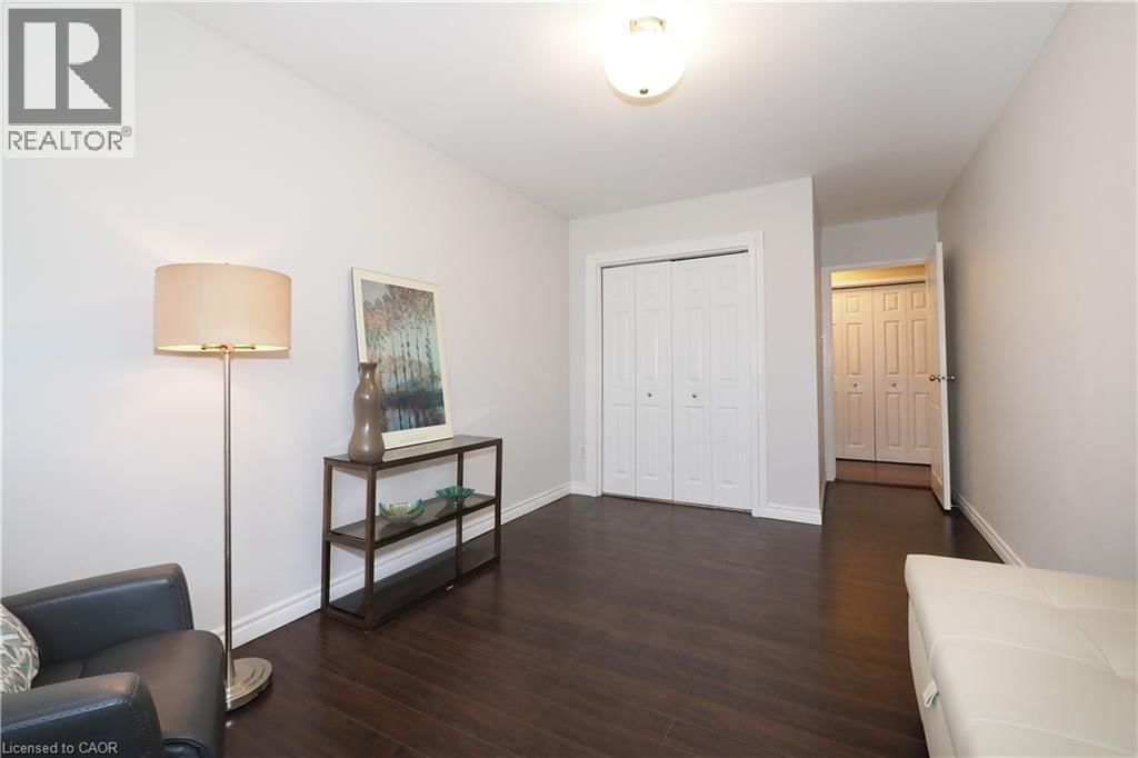 105 - 24 MIDLAND DRIVE Image 25