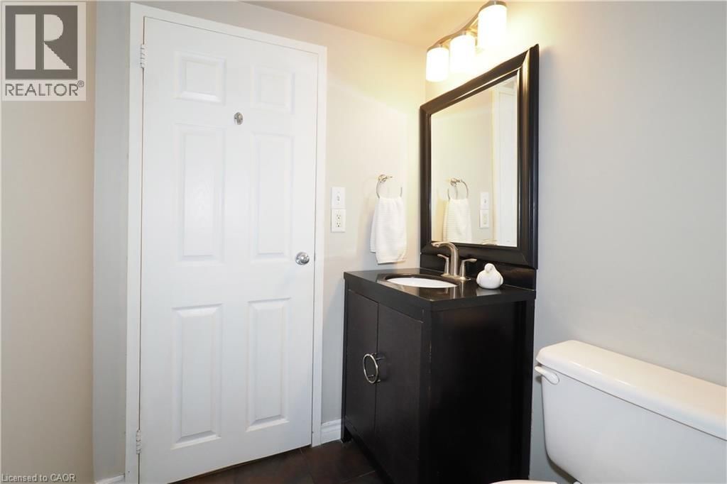 105 - 24 MIDLAND DRIVE Image 27