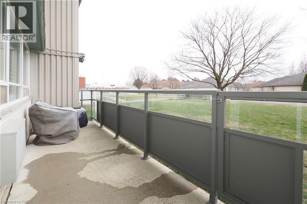 105 - 24 MIDLAND DRIVE Image 28