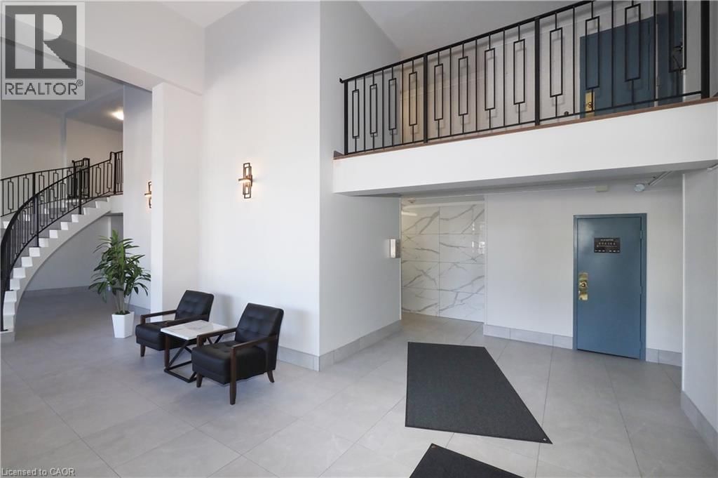 105 - 24 MIDLAND DRIVE Image 3