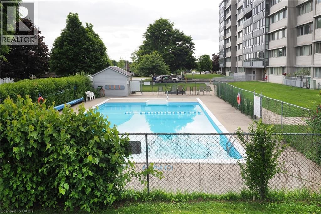 105 - 24 MIDLAND DRIVE Image 34